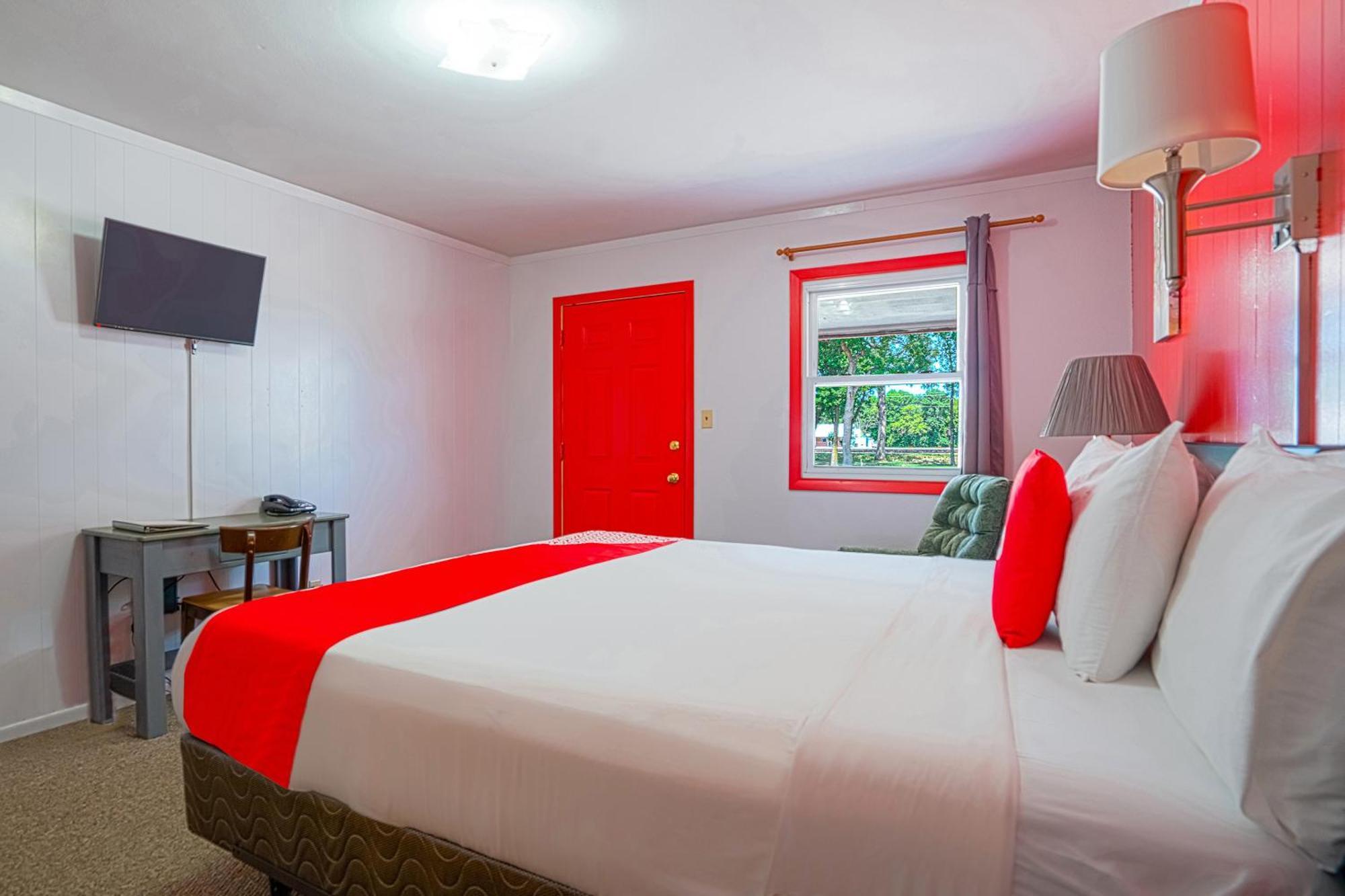 Oyo Hotel Lamberton Hwy 14 エクステリア 写真