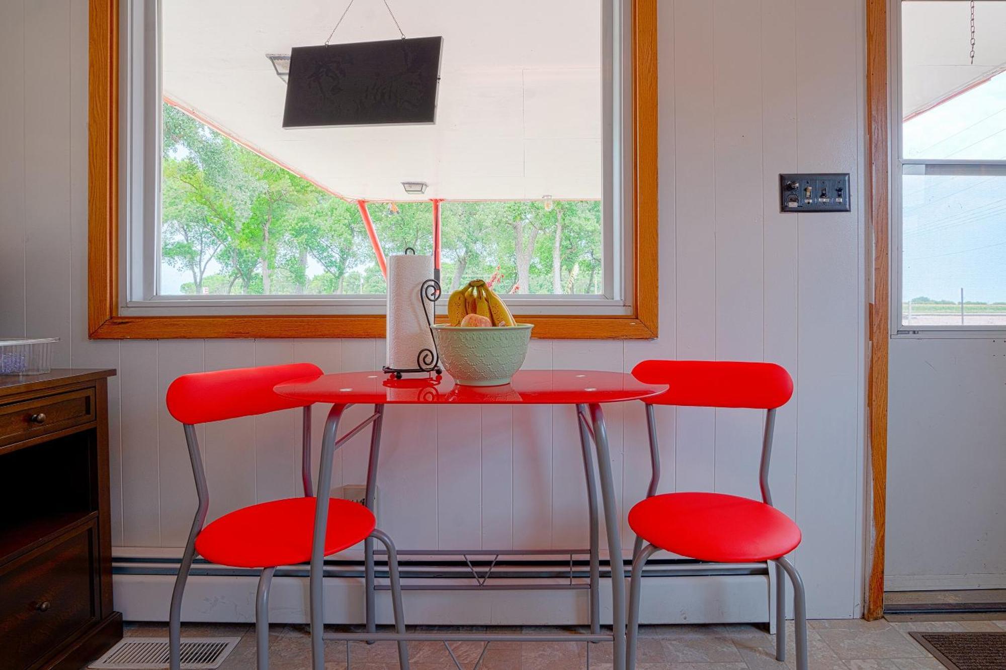 Oyo Hotel Lamberton Hwy 14 エクステリア 写真